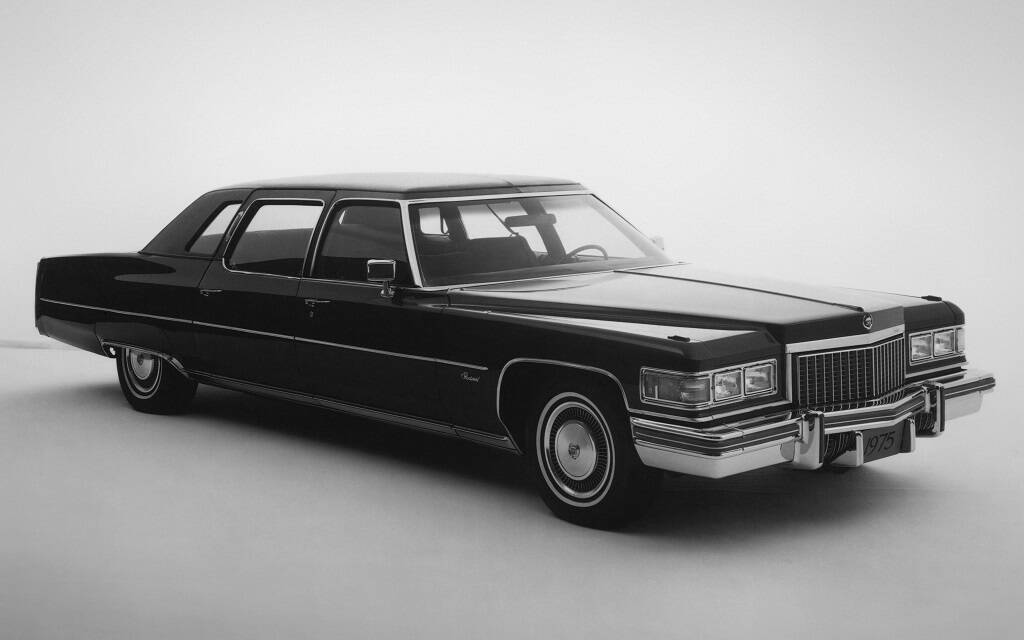 <p>Cadillac Fleetwood Seventy Five 1975</p>