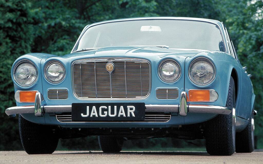 Photos d’hier : Jaguar XJ 606468-photos-d-hier-jaguar-xj