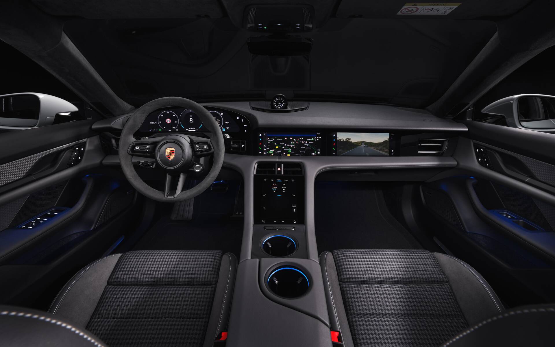 Porsche Taycan 2025 : plus d'autonomie et de performance 606798-porsche-taycan-2025-plus-d-autonomie-et-de-performance