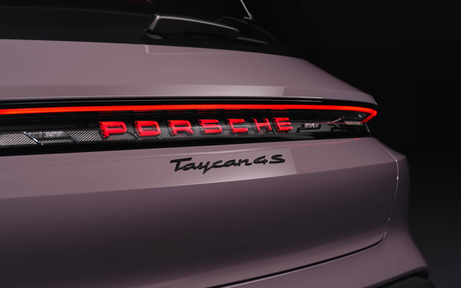 <p>Porsche Taycan 2025</p>