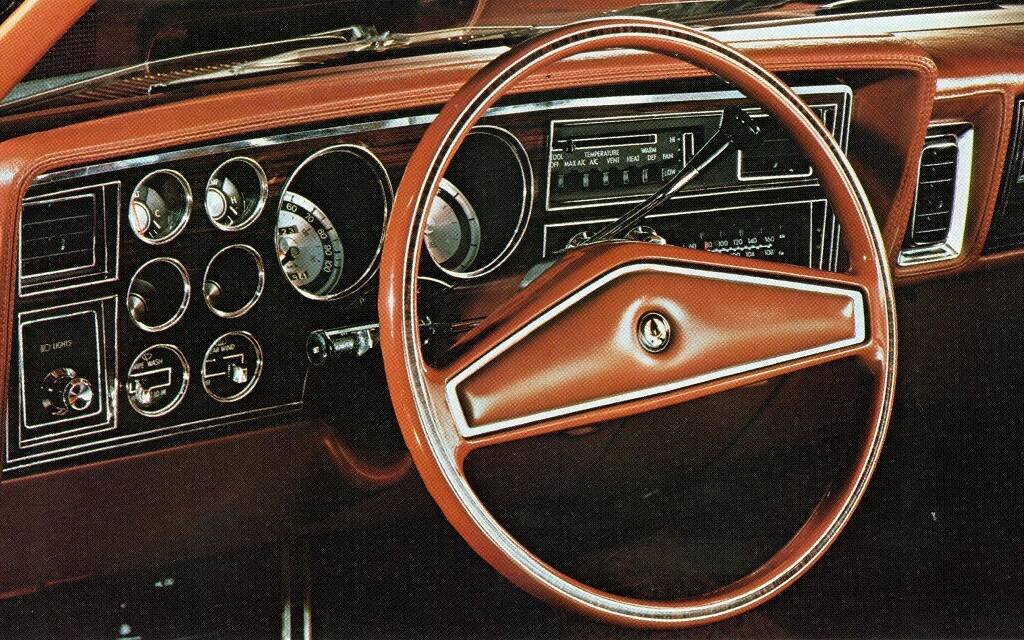 Chrysler LeBaron 1977-81 : de zéro à héros 607335-chrysler-lebaron-1977-81-de-zero-a-heros