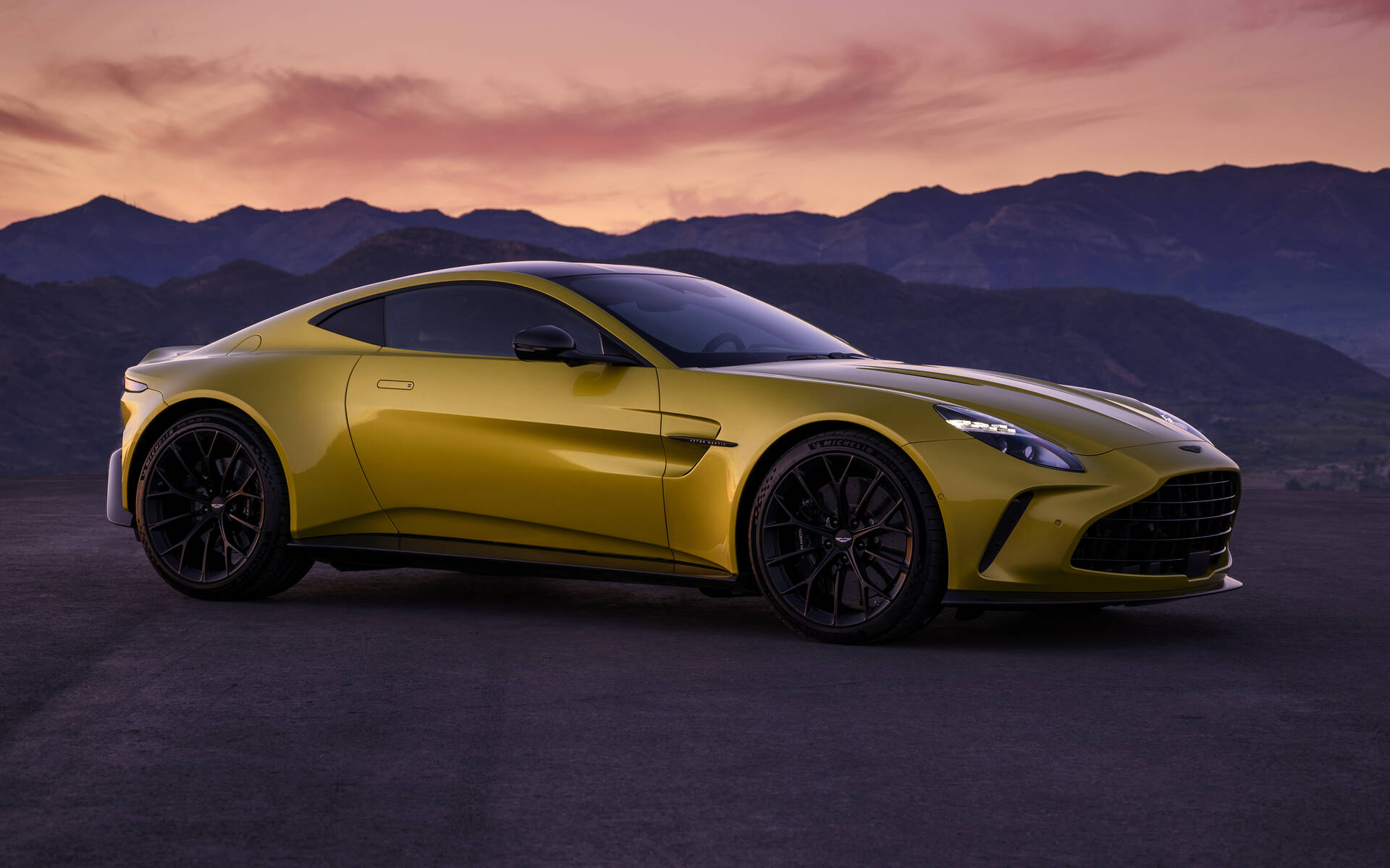 L’Aston Martin Vantage 2025 sort ses gros muscles 607558-l-aston-martin-vantage-2025-sort-ses-gros-muscles