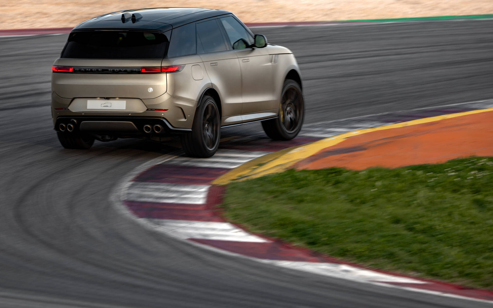 <p>Range Rover Sport SV Edition One 2024</p>