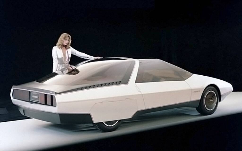 <p>Concept Ford Probe I</p>