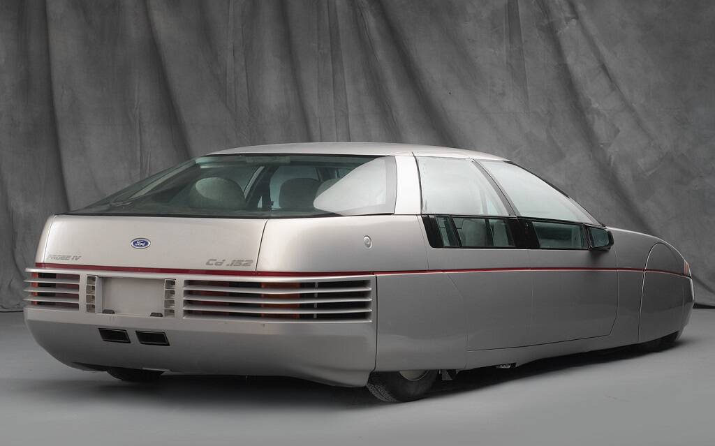 <p>Concept Ford Probe IV</p>