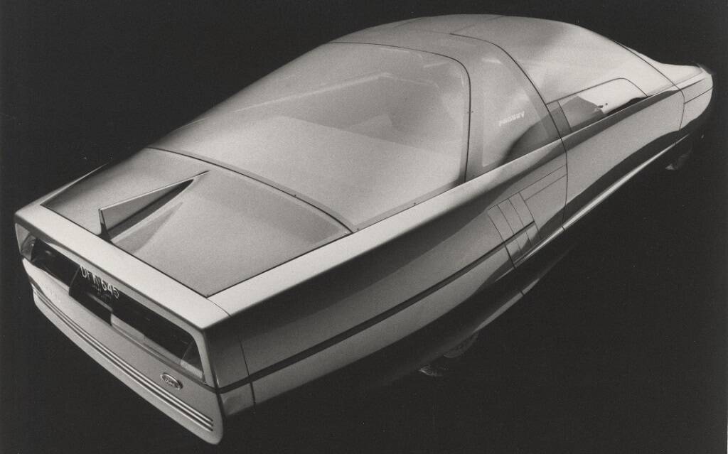 <p>Concept Ford Probe V</p>