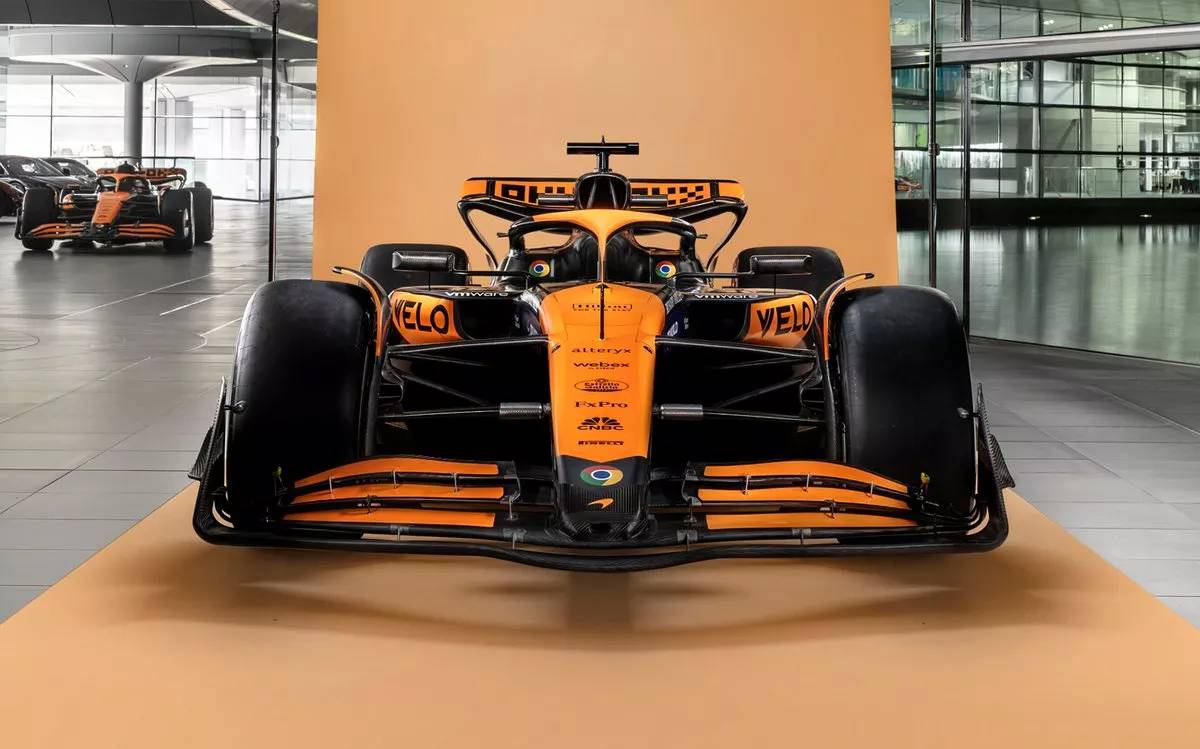 <p>Mclaren MCL38</p>