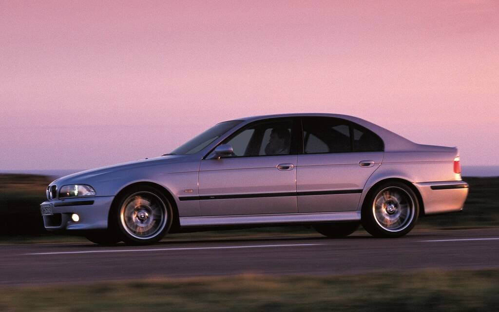 <p>BMW M5 E39</p>