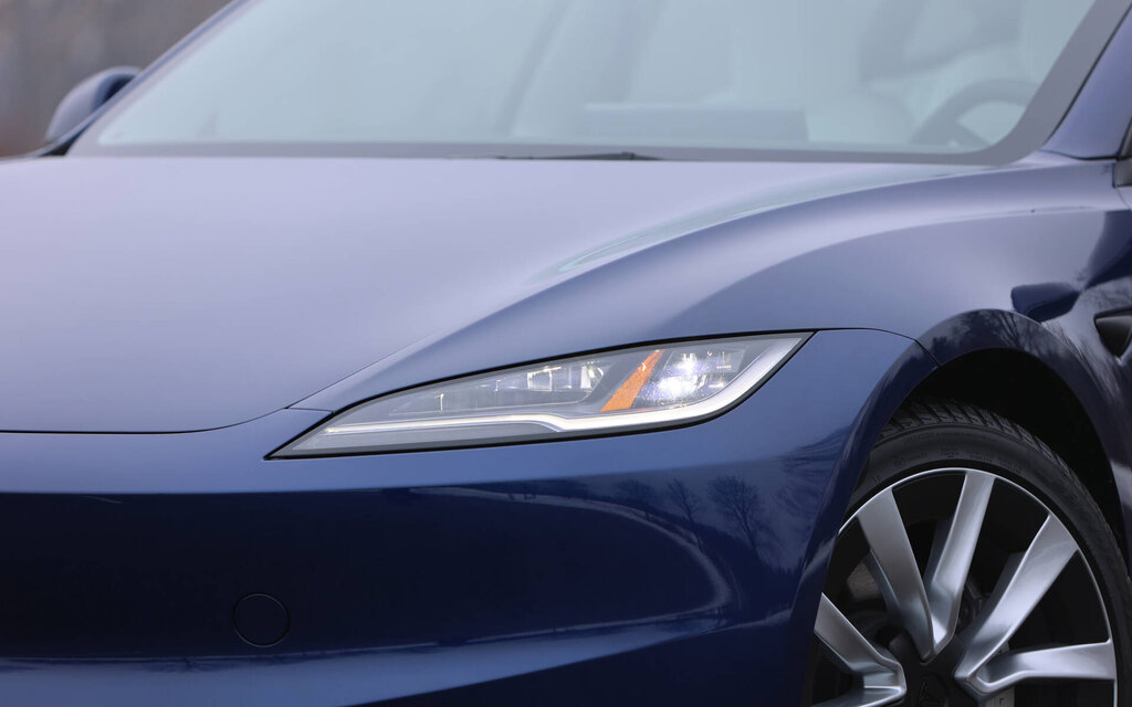 Tesla Model 3 2024 : enfin, une vraie voiture ! 610886-tesla-model-3-2024-enfin-une-vraie-voiture