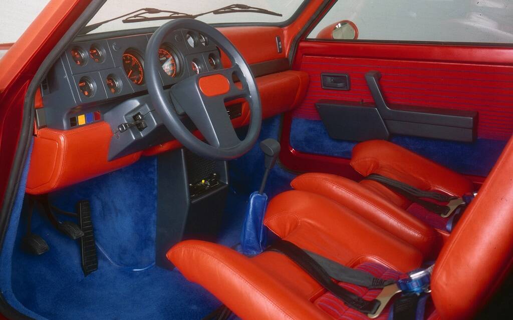 <p>Renault 5 Turbo (intérieur du prototype)</p>