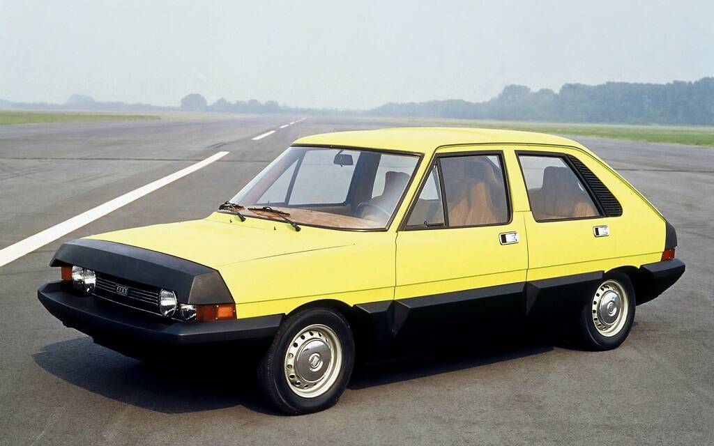 <p>Fiat ESV 2000 (1973, véhicule de recherche en sécurité)</p>