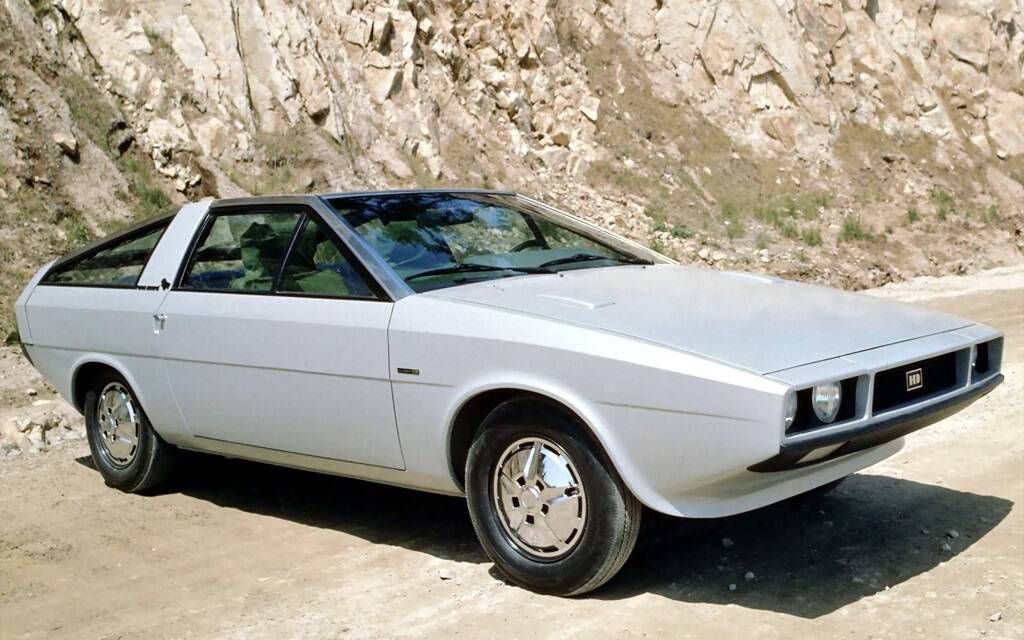 <p>Hyundai Pony coupé (1974, dessiné par Ital Design)</p>