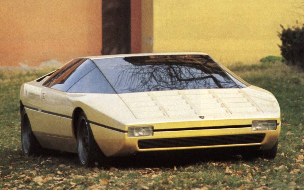 <p>Lamborghini Bravo (1974, dessiné par Bertone)</p>