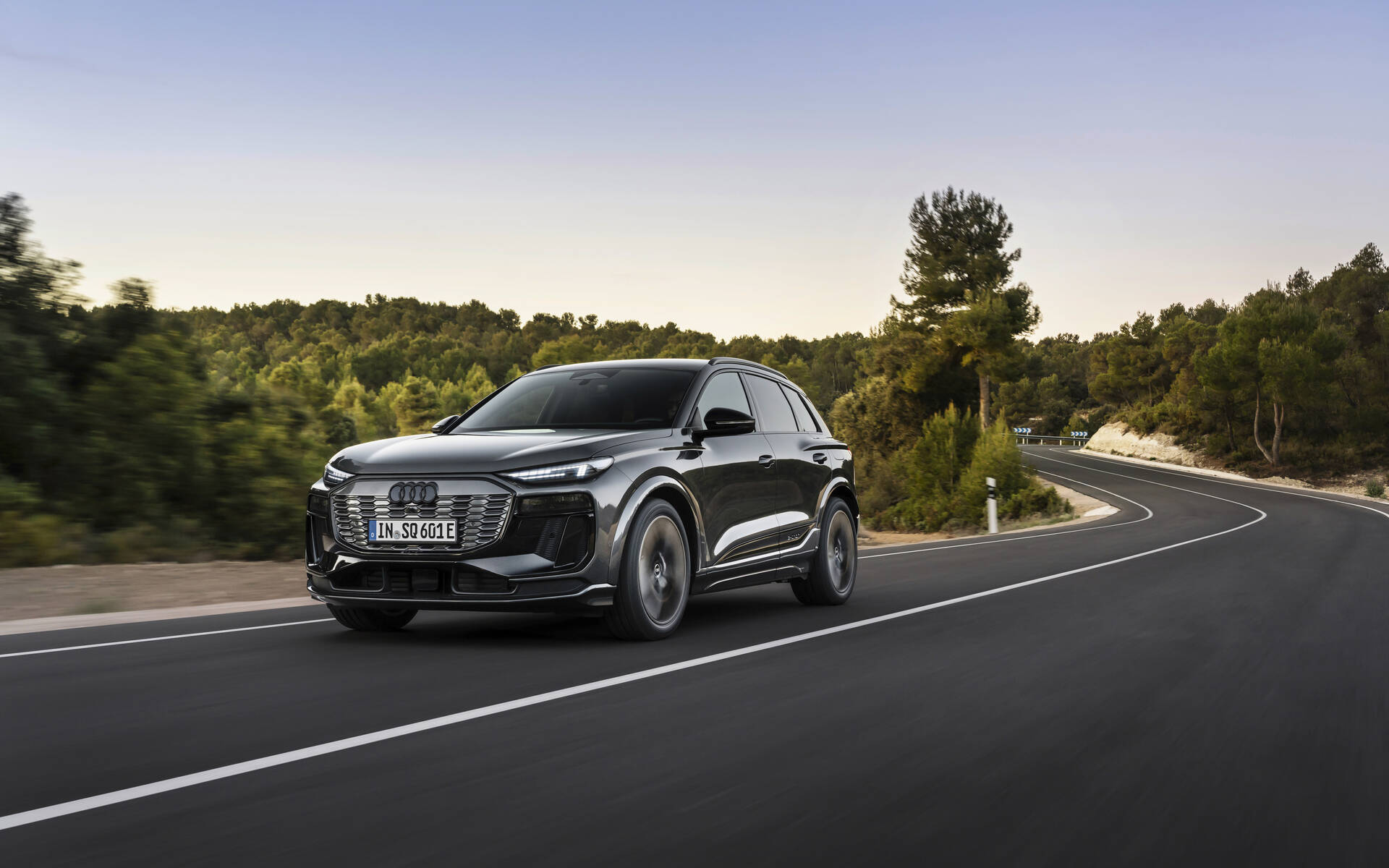 <p>Audi SQ6 e-tron 2025</p>