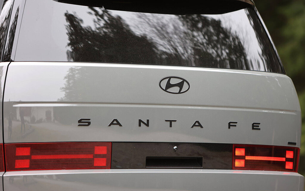 Hyundai Santa Fe 2024 : quand la Corée du Sud s'inspire de Dearborn 611586-hyundai-santa-fe-2024