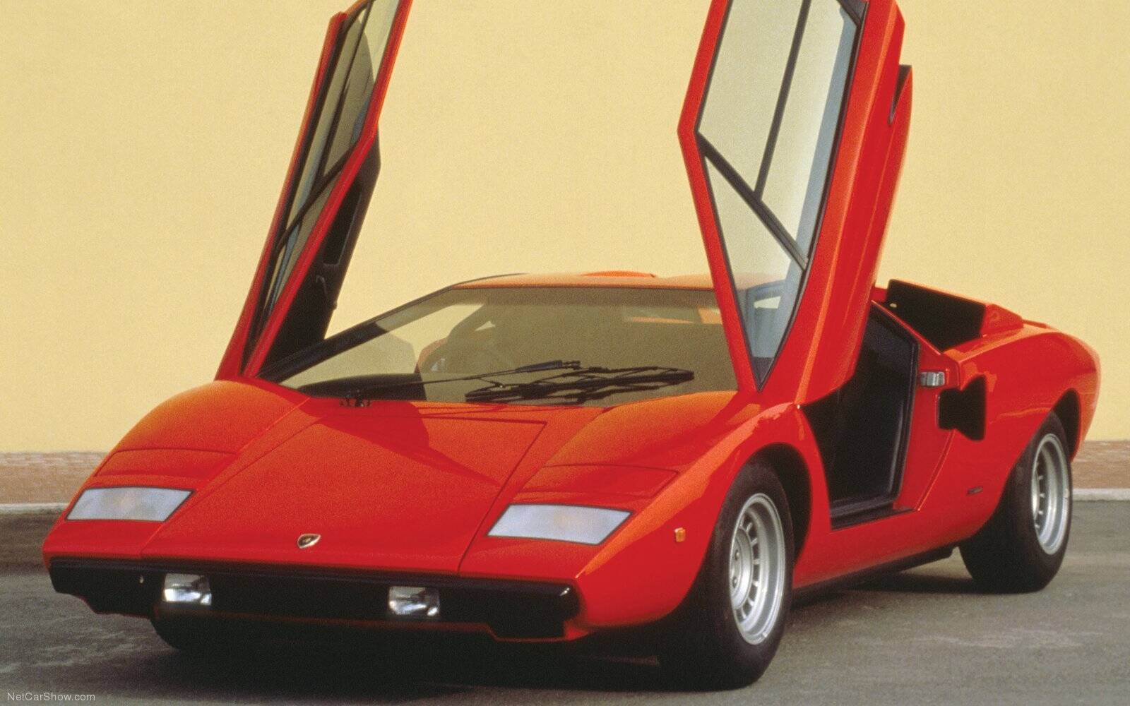 <p>Lamborghini Countach (1974)</p>