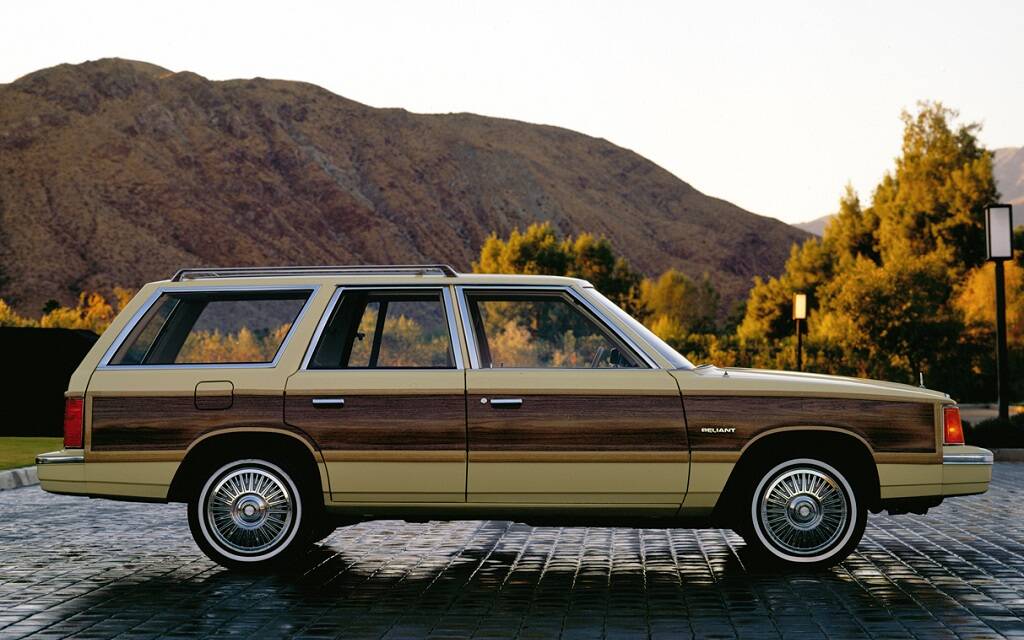 <p>Plymouth Reliant 1982</p>