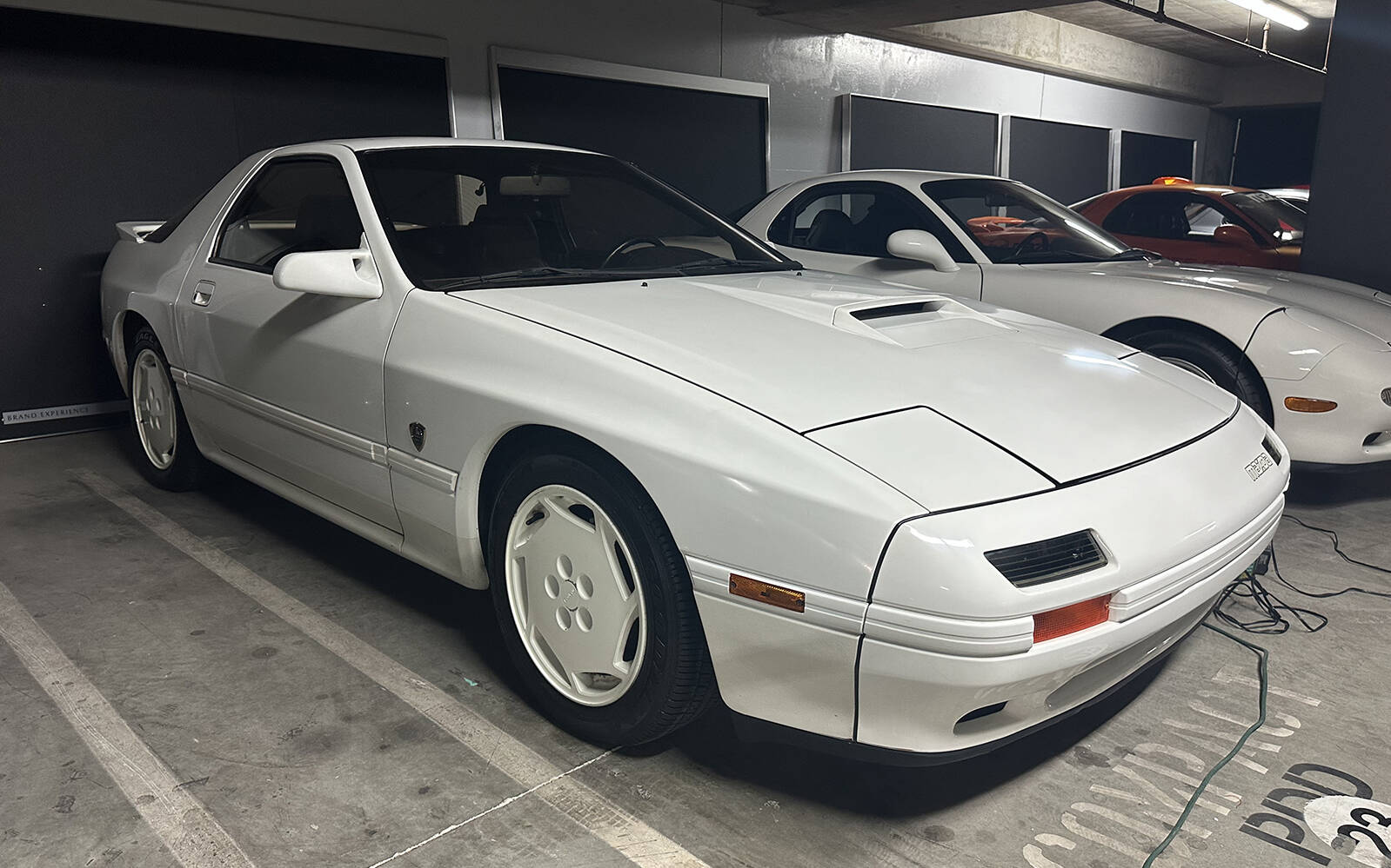 <p>Mazda RX-7 Turbo II 1988</p>