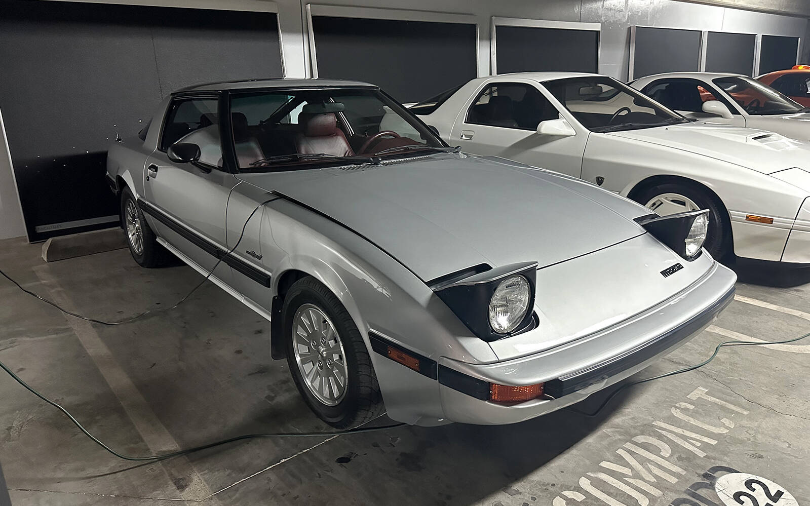 <p>Mazda RX-7&nbsp;1984</p>