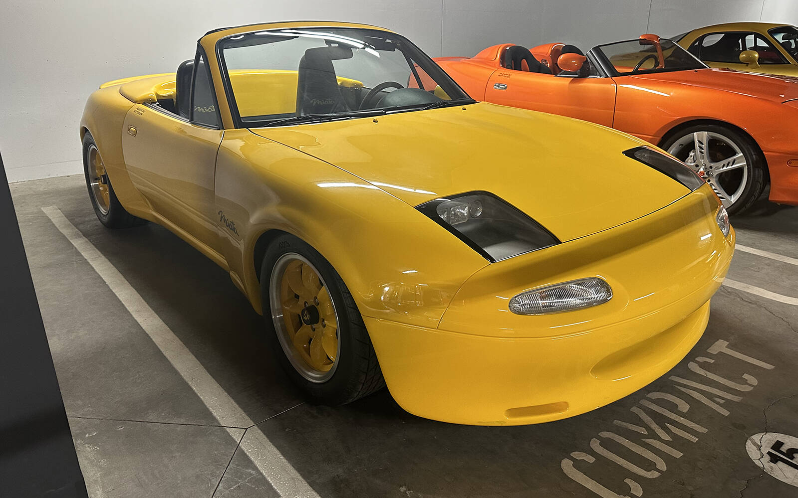 <p>Mazda MX-5 roadster Concept (1991)</p>