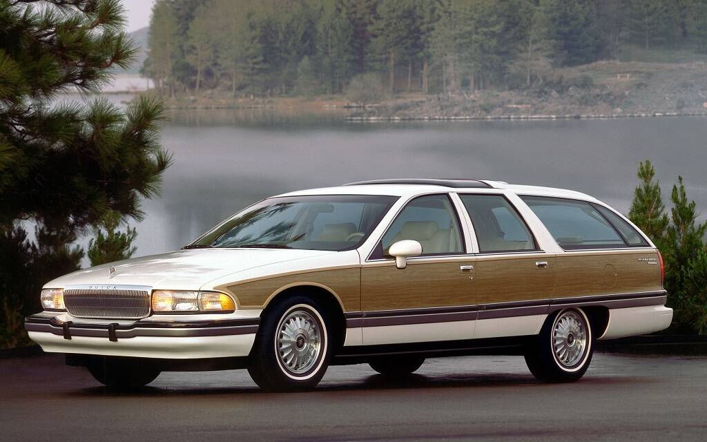 <p>Buick Roadmaster 1991</p>