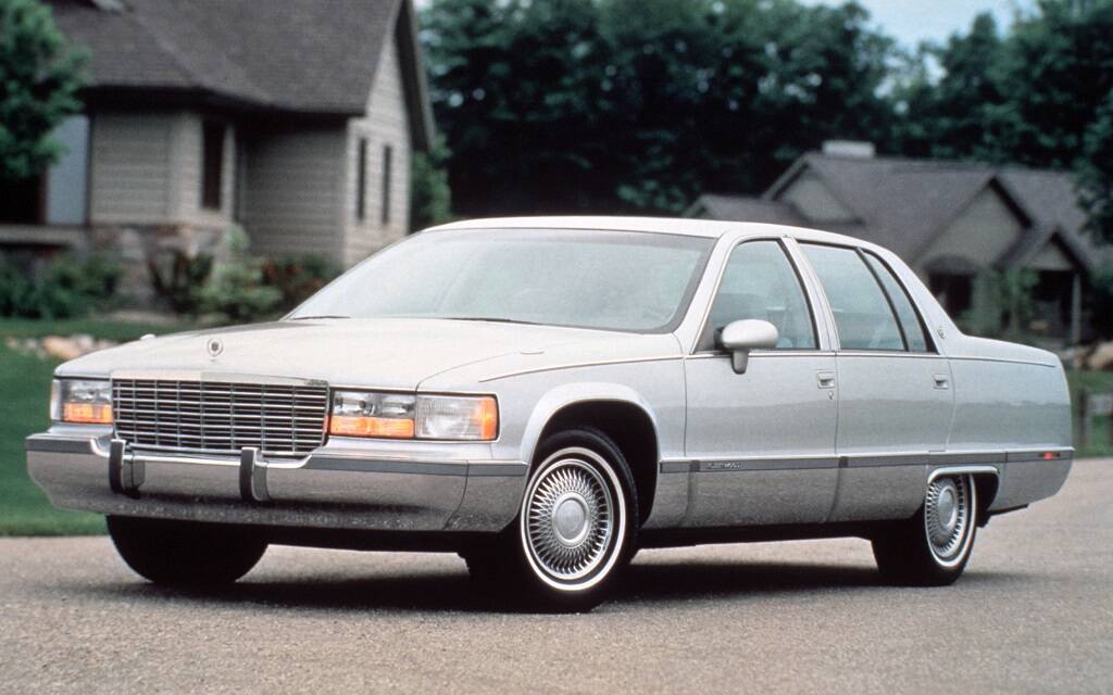 <p>Cadillac Fleetwood 1993</p>