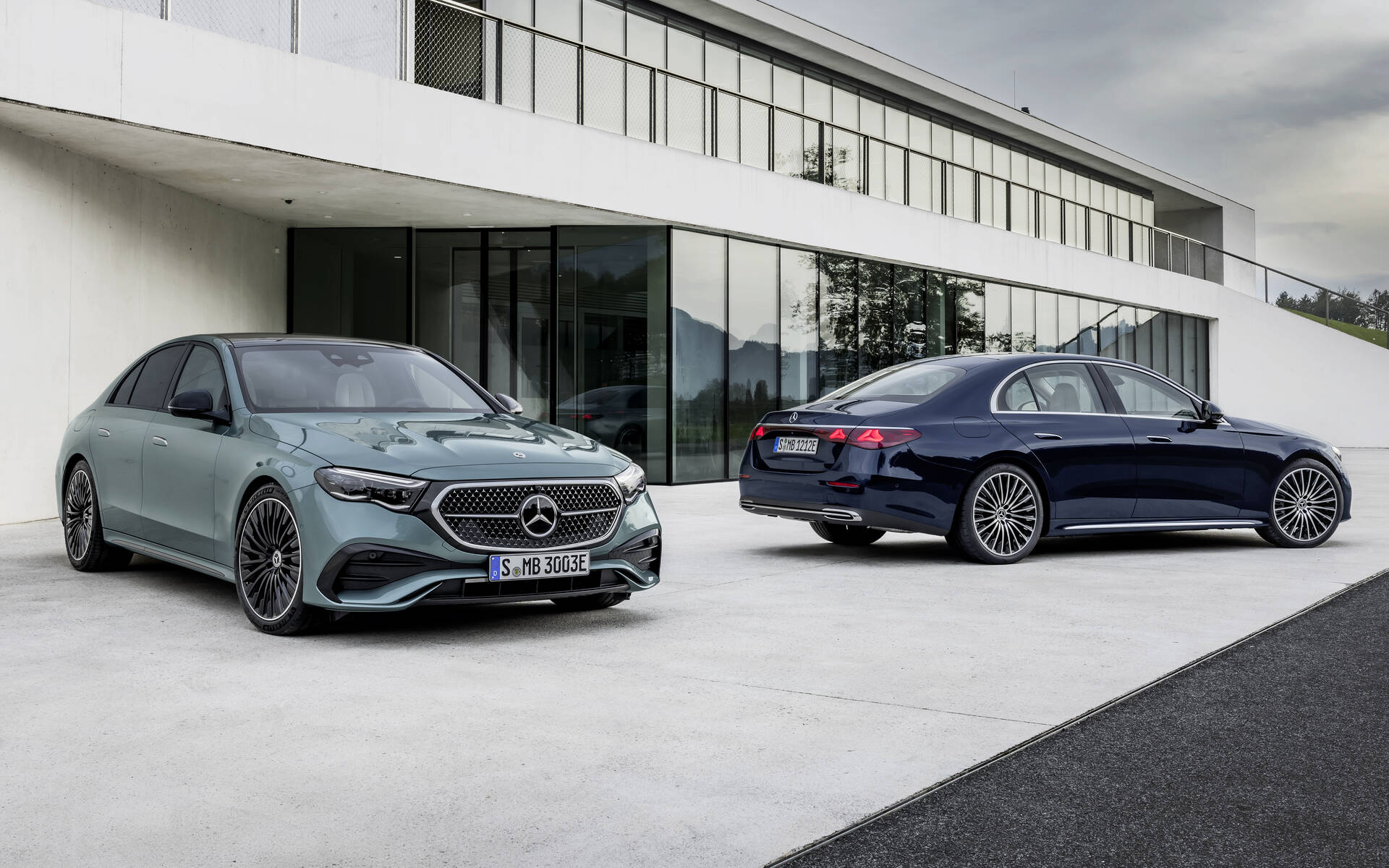 Mercedes-Benz annonce les prix de la nouvelle Classe E 2024 614044-mercedes-benz-annonce-les-prix-de-la-nouvelle-classe-e-2024