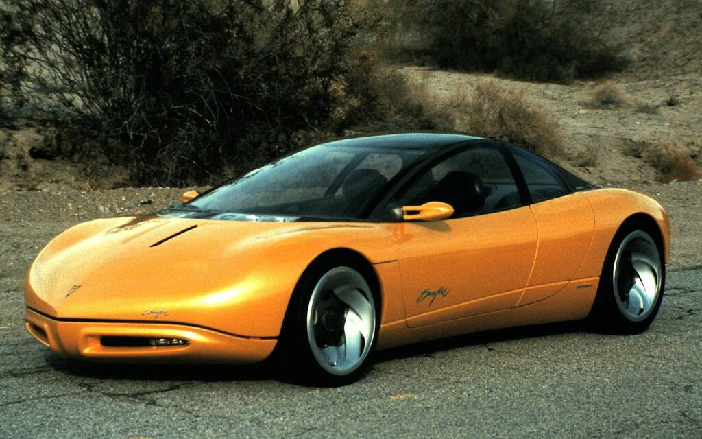<p>1990 : Pontiac Sunfire</p>