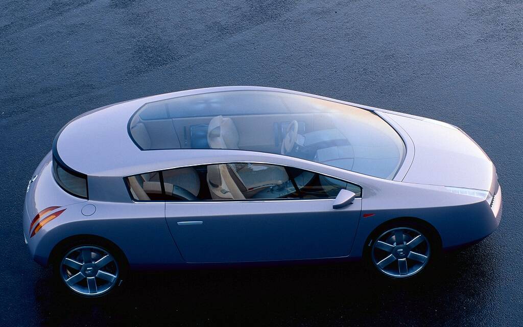 <p>1998 : Renault Vel Satis</p>