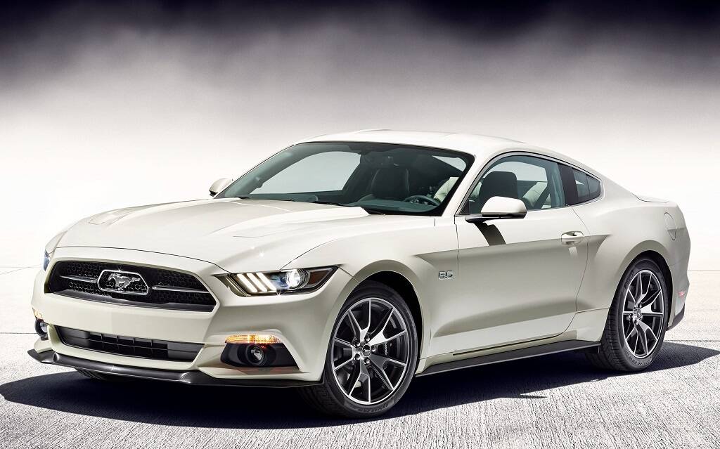 <p>Ford Mustang GT "50ième anniversaire" 2015</p>