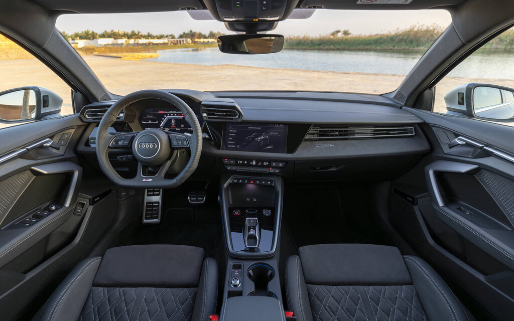 Audi S3 2025 : maintenant plus proche d'une RS3 616067-audi-s3-2025-maintenant-plus-proche-d-une-rs3