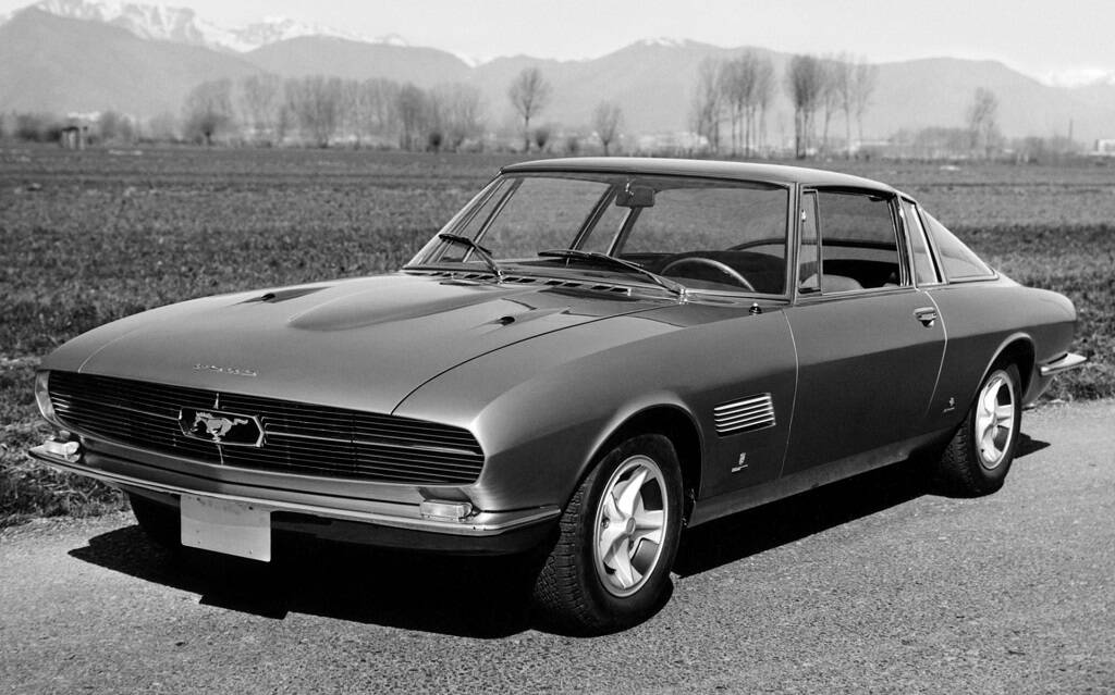 <p>Concept Mustang 2+2 (1965, dessiné par Bertone)</p>