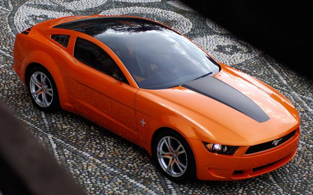 <p>Concept Giugiaro Ford Mustang (2006)</p>