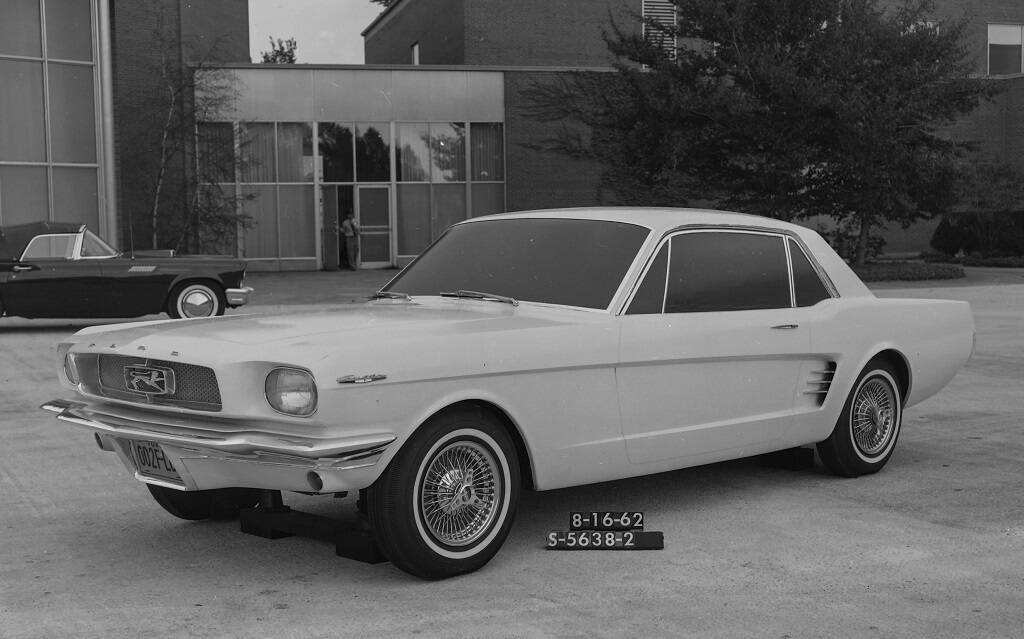 Photos d’hier : les Ford Mustang que l’on n’a pas eues 616420-photos-d-hier-les-ford-mustang-que-l-on-n-a-pas-eues