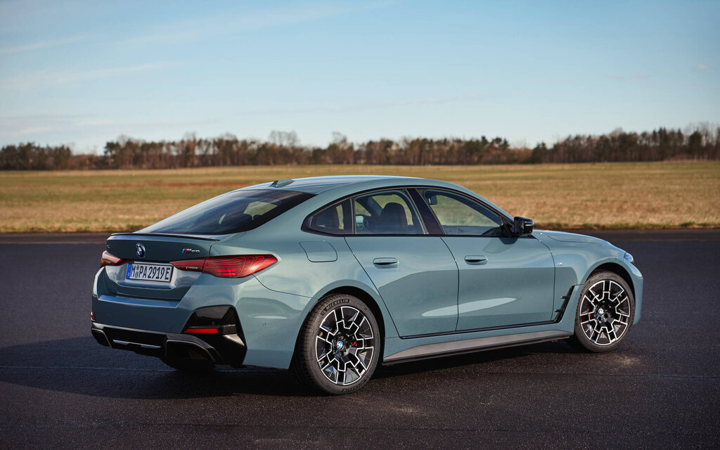 La BMW i4 reçoit une mise à jour pour 2025 617152-la-bmw-i4-recoit-une-mise-a-jour-pour-2025