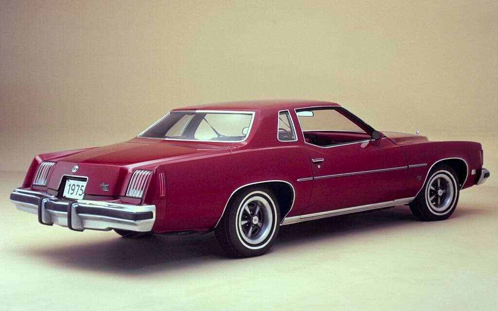 <p>Pontiac Grand Prix 1975</p>