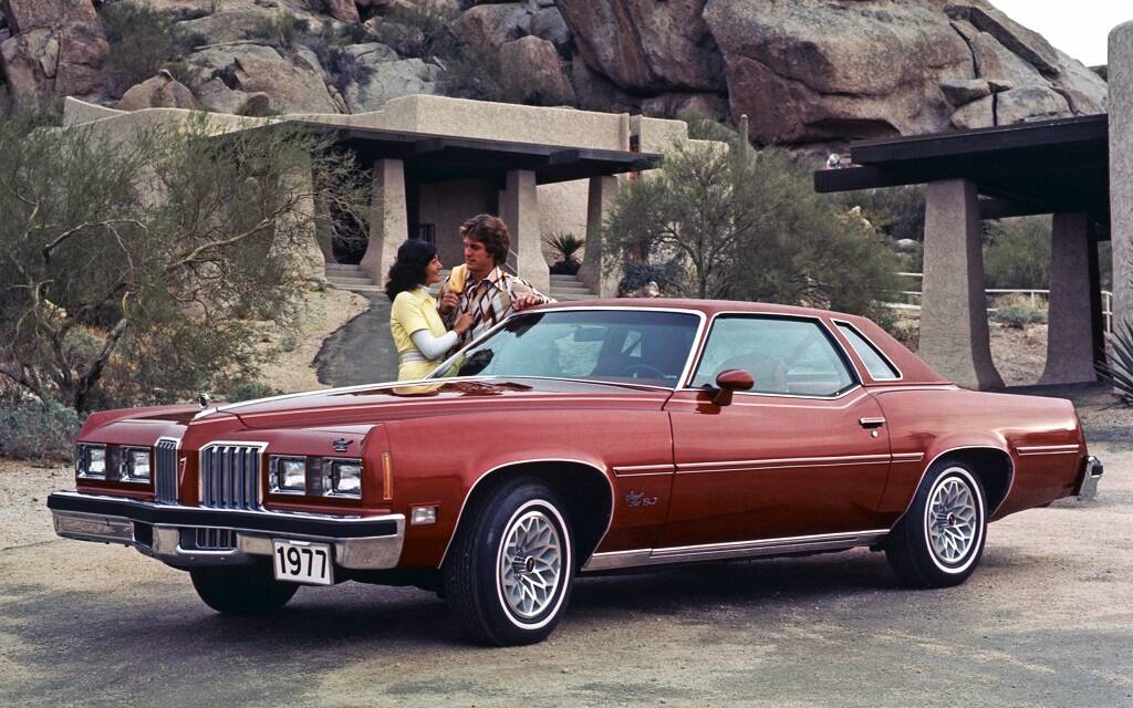 <p>Pontiac Grand Prix 1977</p>