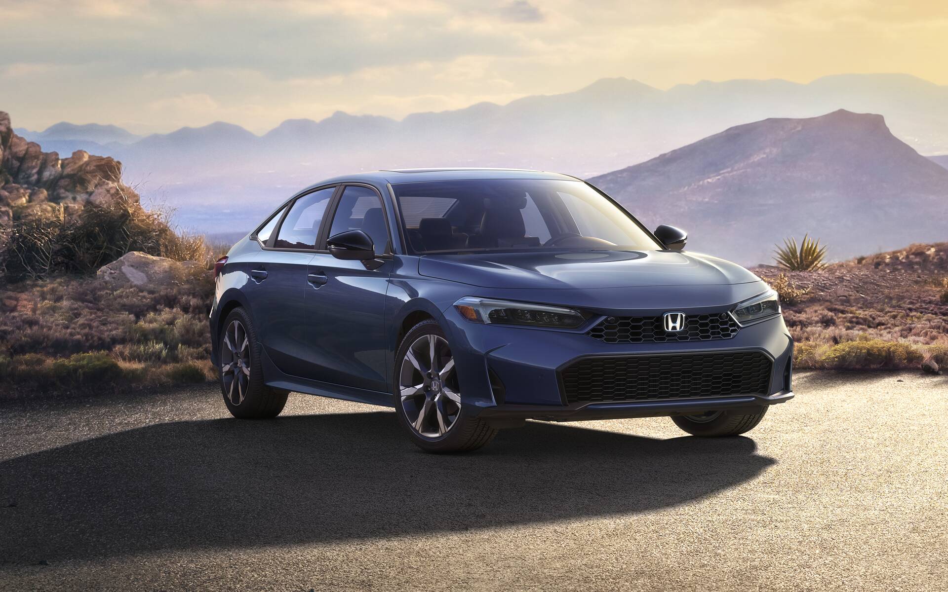 Voici combien coûte la nouvelle Honda Civic hybride 2025 622932-voici-combien-coute-la-nouvelle-honda-civic-hybride-2025