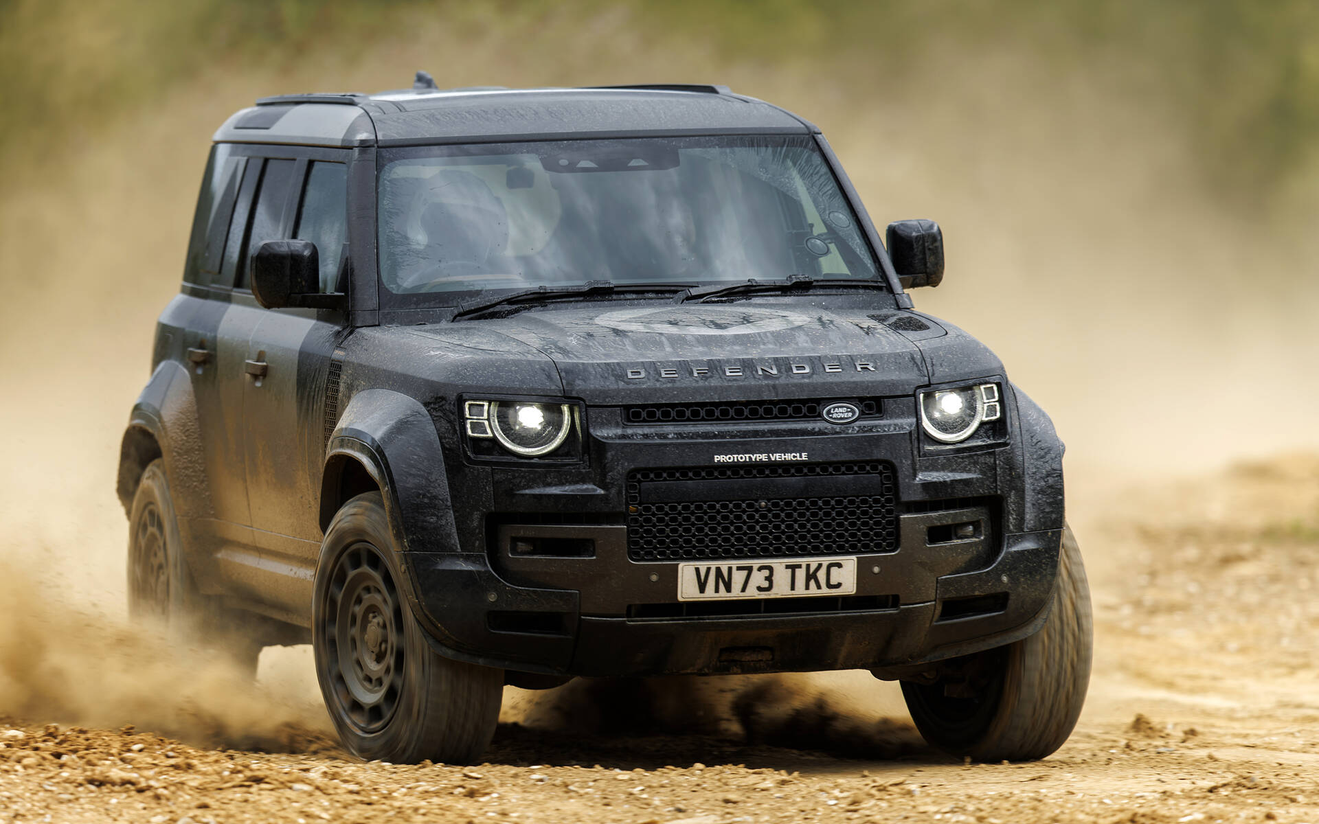 <p>JLR Defender OCTA</p>