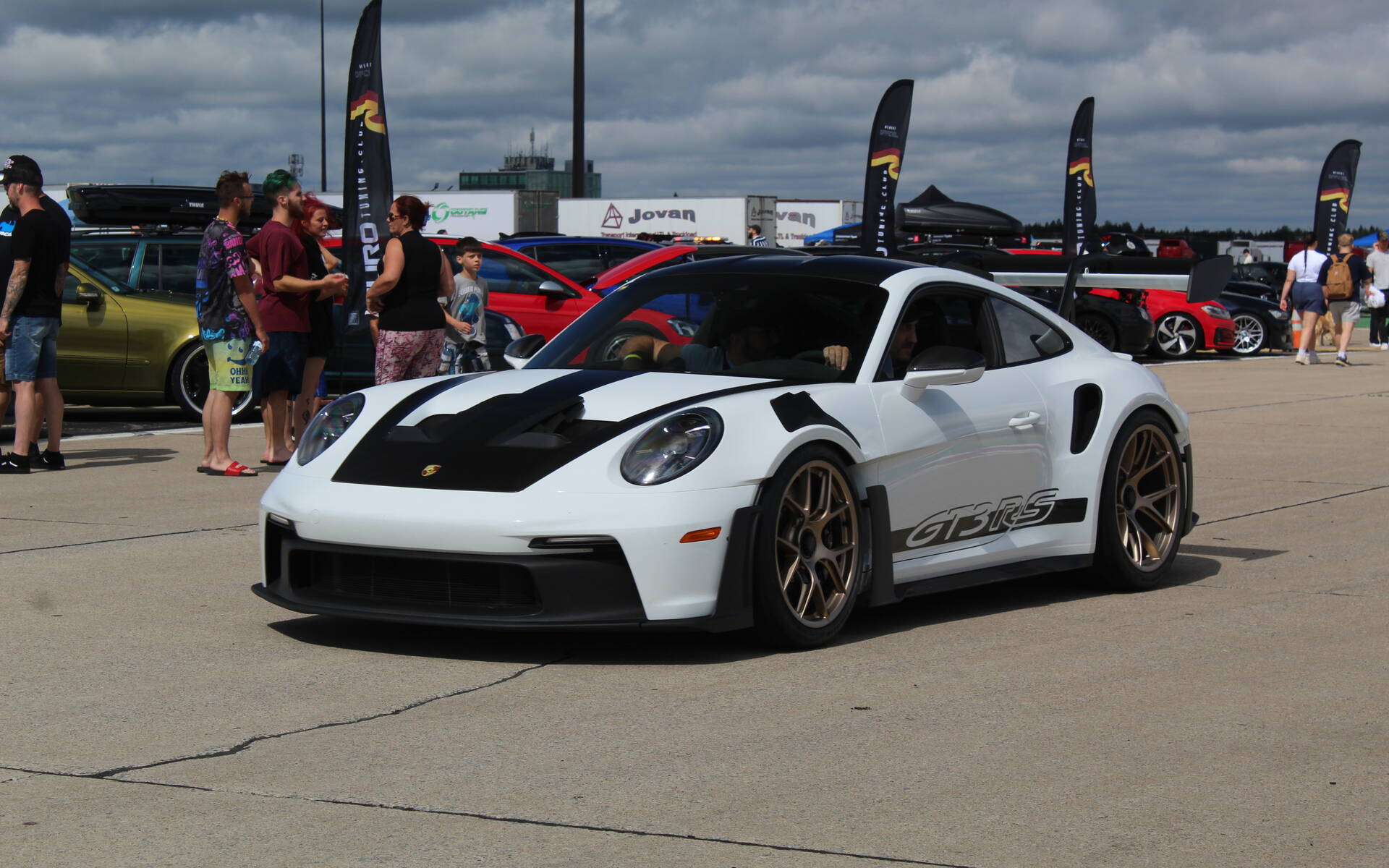 <p>Porsche 911 GT3 RS</p>