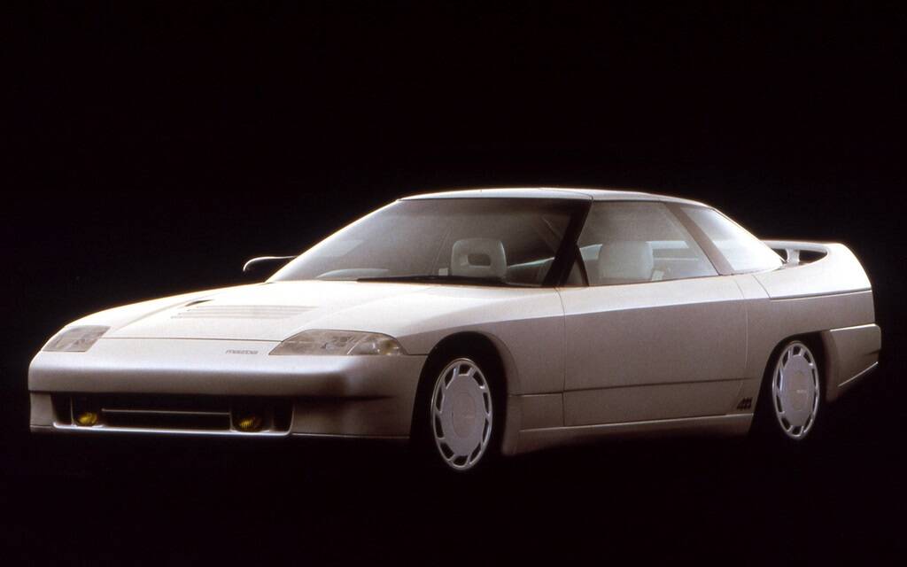 <p>Mazda MX-03&nbsp;1985</p>