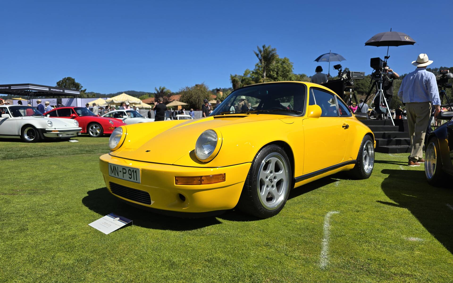 <p>Here's the very first 1989 RUF CTR.</p>