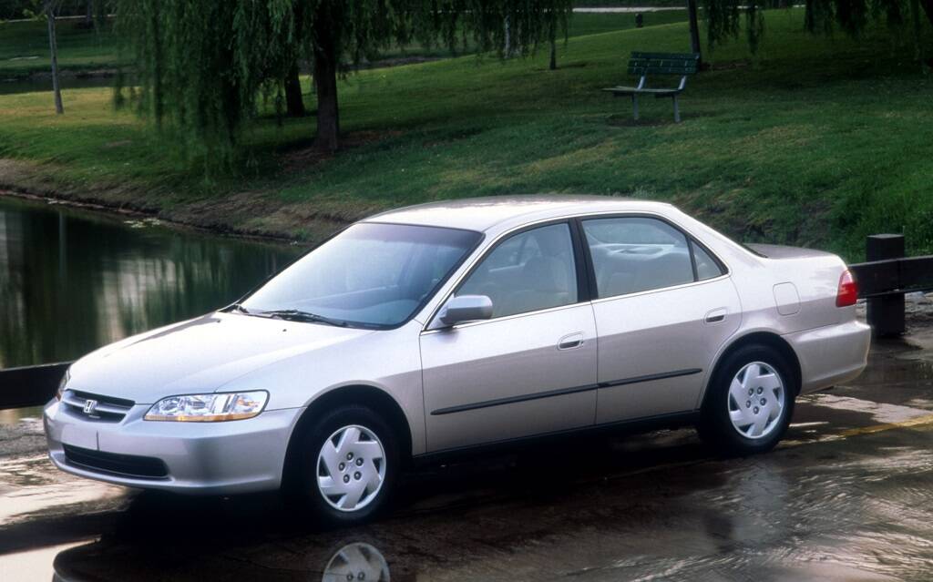 <p>Honda Accord 1998 (sixième génération)</p>