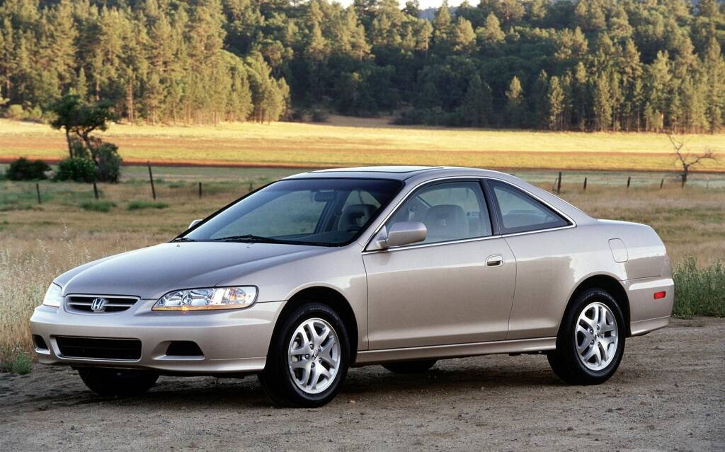 <p>Honda Accord 2001 (sixième génération)</p>