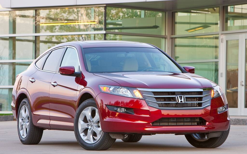 <p>Honda Accord Crosstour 2010 (basé sur la huitième génération)</p>