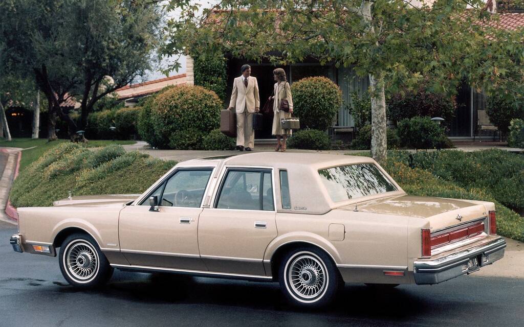 <p>Lincoln Town Car 1981</p>