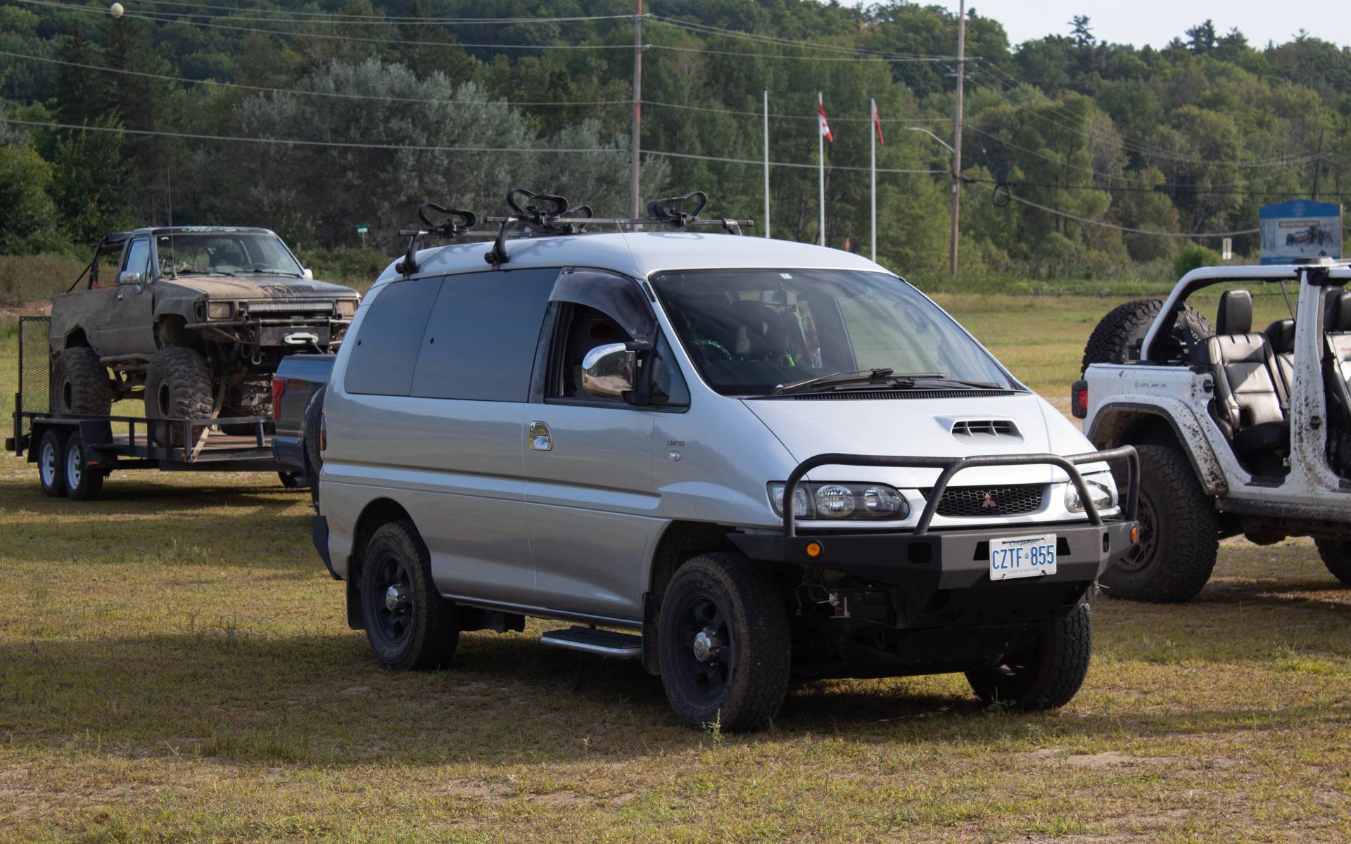 <p>Mitsubishi Delica</p>