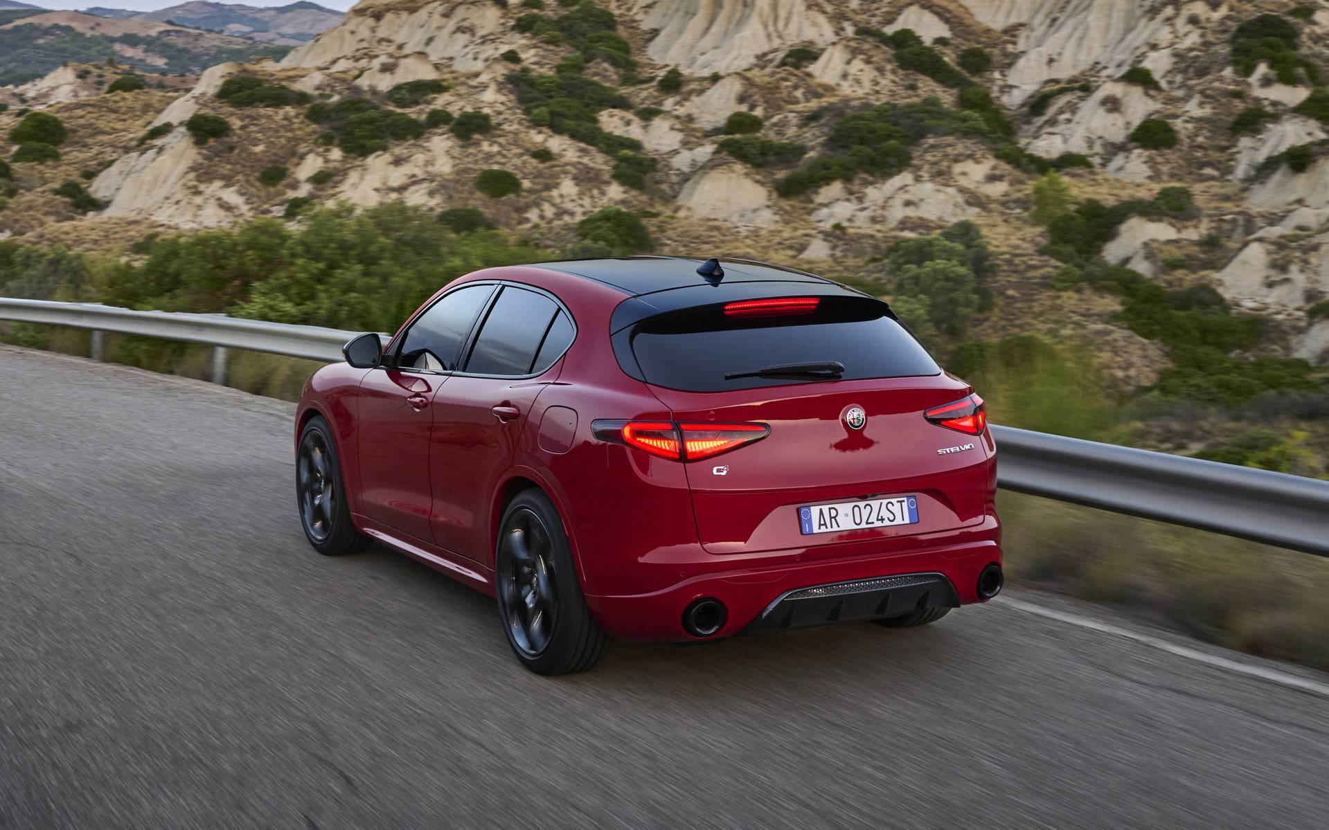 <p>Alfa Romeo Stelvio Tributo Italiano</p>