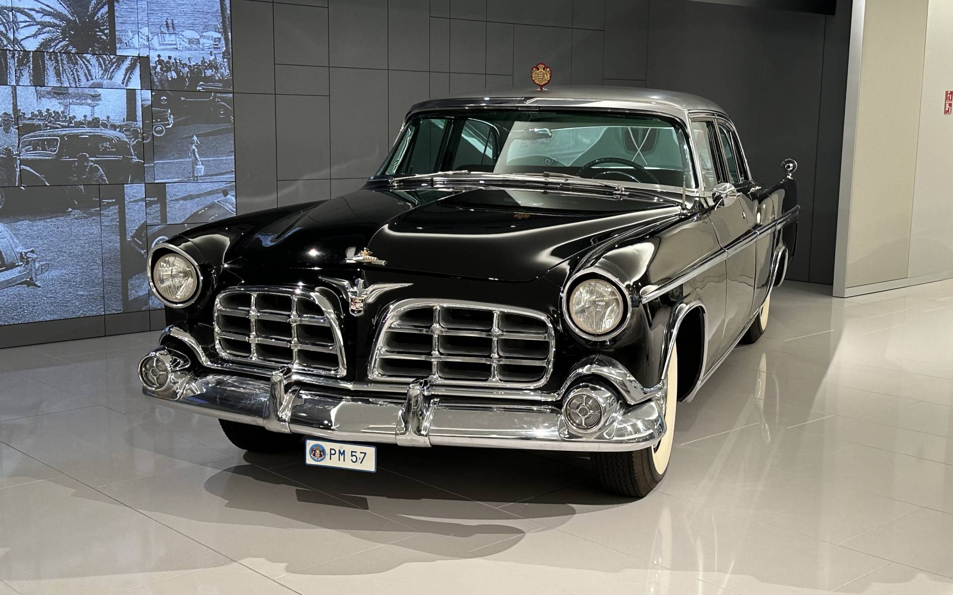 <p>Chrysler Imperial 1956</p>