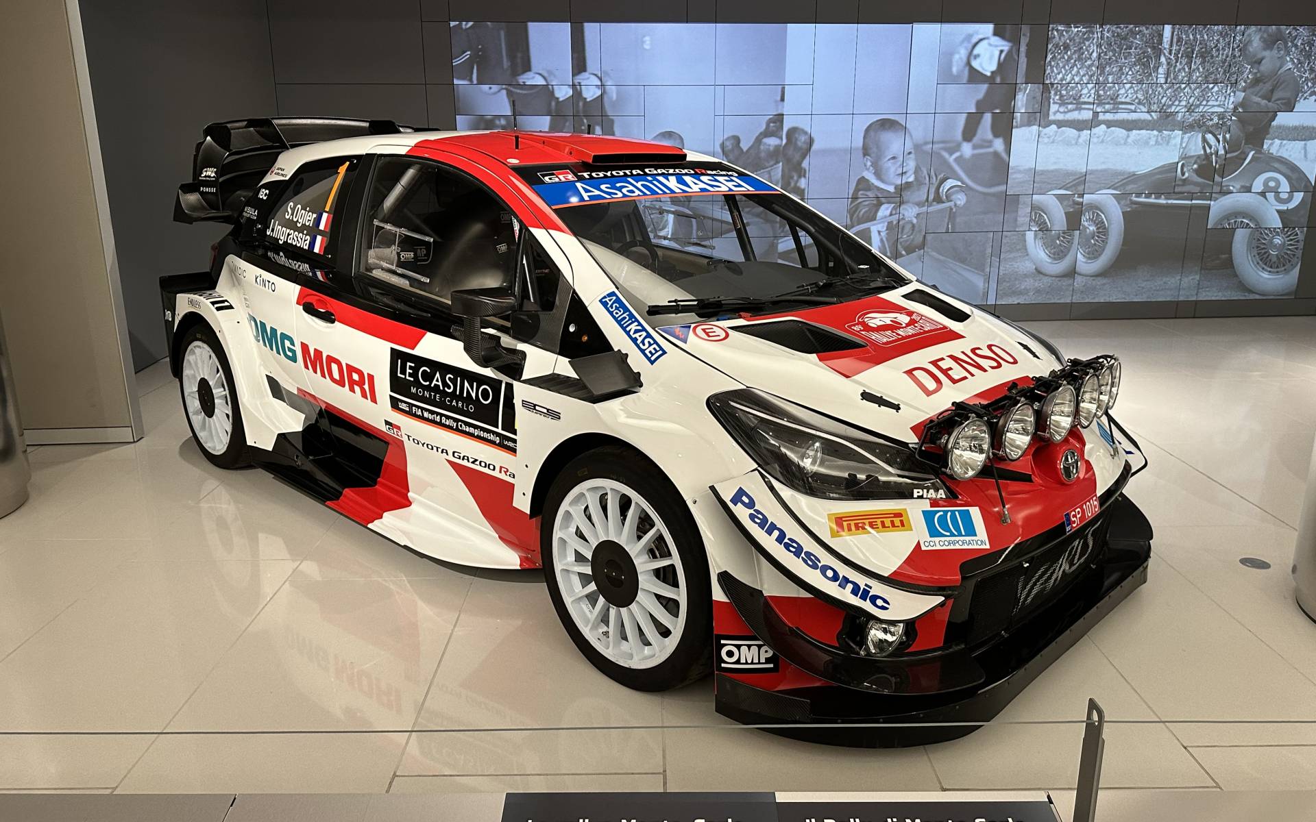 <p>Toyota Yaris WRC 2021</p>